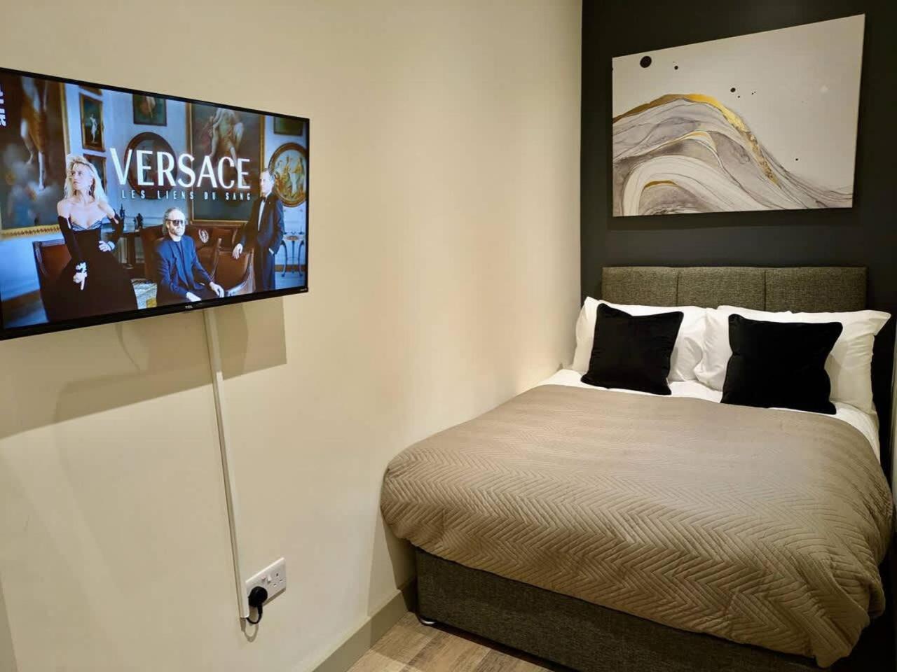 Fast Wifi Desk Netflix 13min To Battersea Park Wd