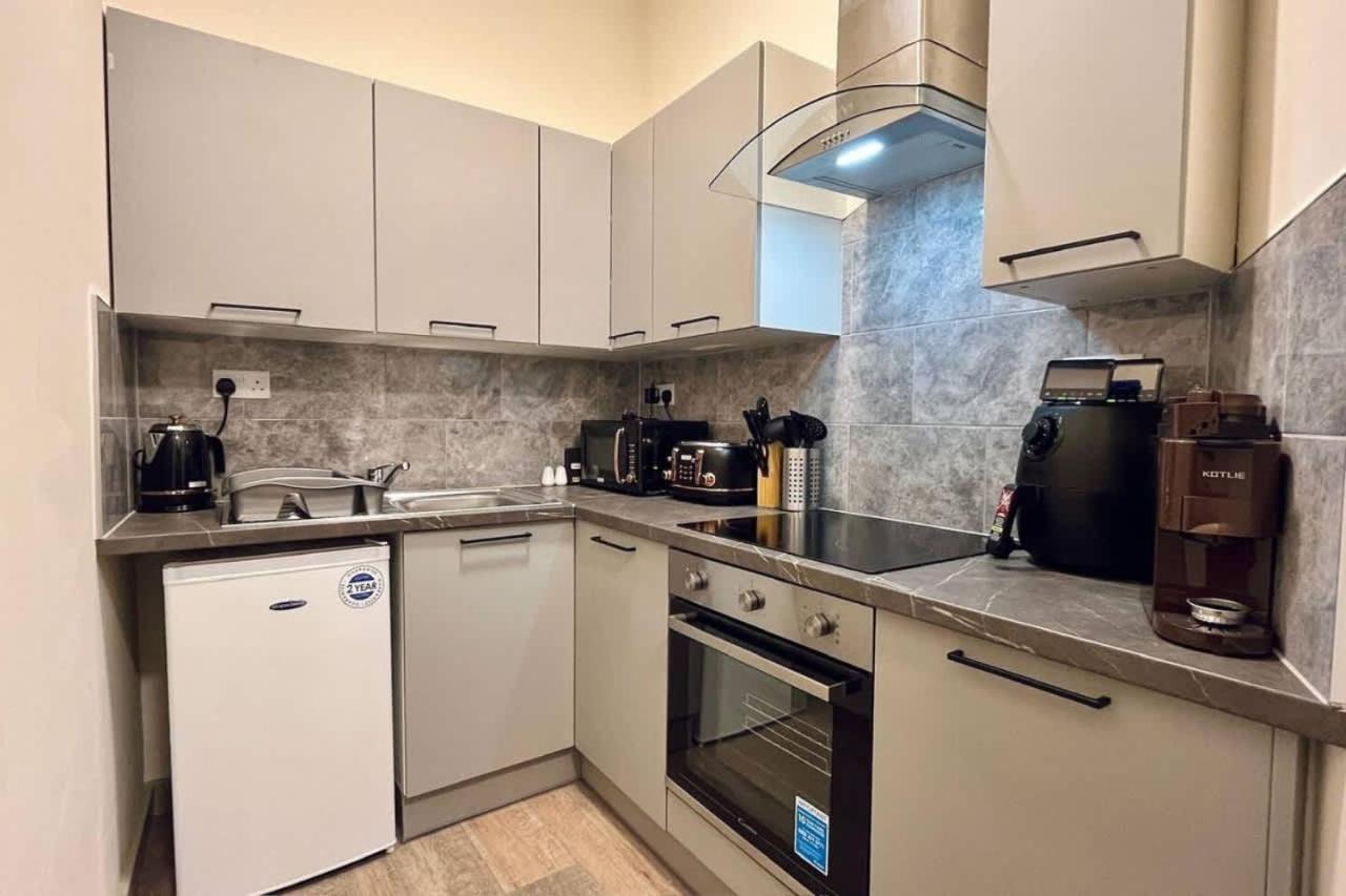 Appartamento Fast Wifi Desk Netflix 13min To Battersea Park Wd